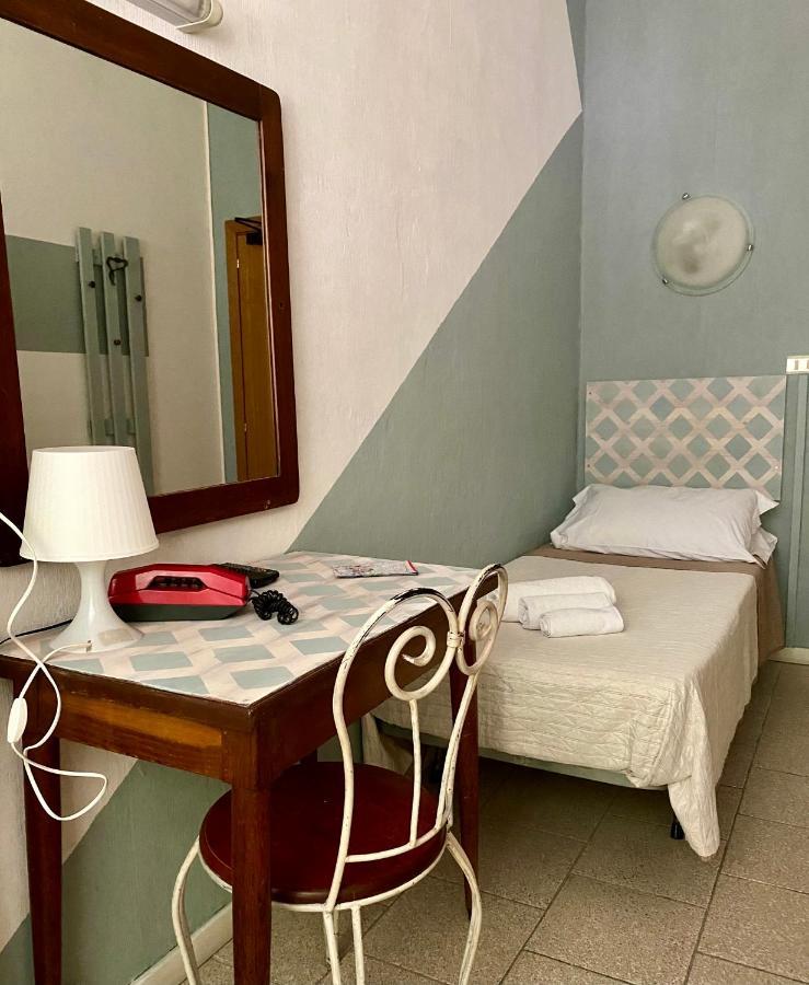 Villa Mirna Rimini Bagian luar foto