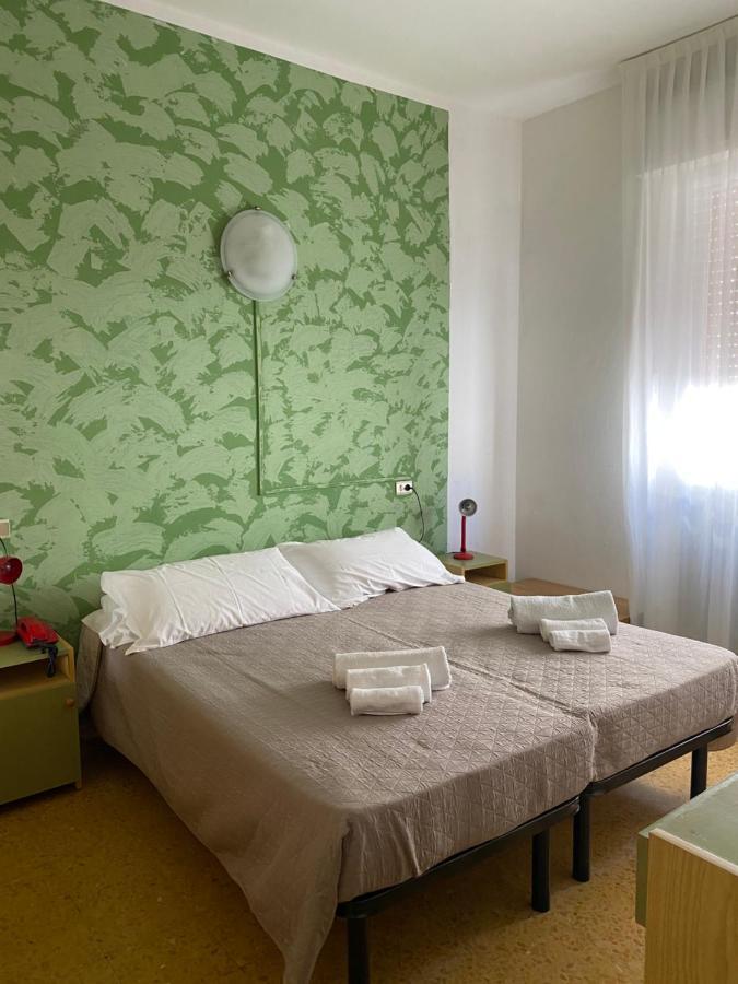 Villa Mirna Rimini Bagian luar foto